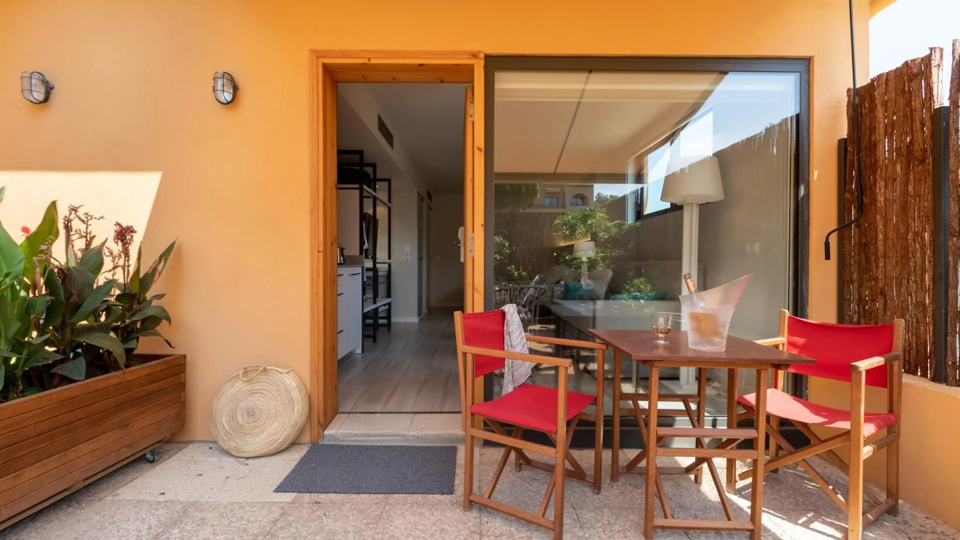 شقة Apartaments Beach & Golf Resort بالس