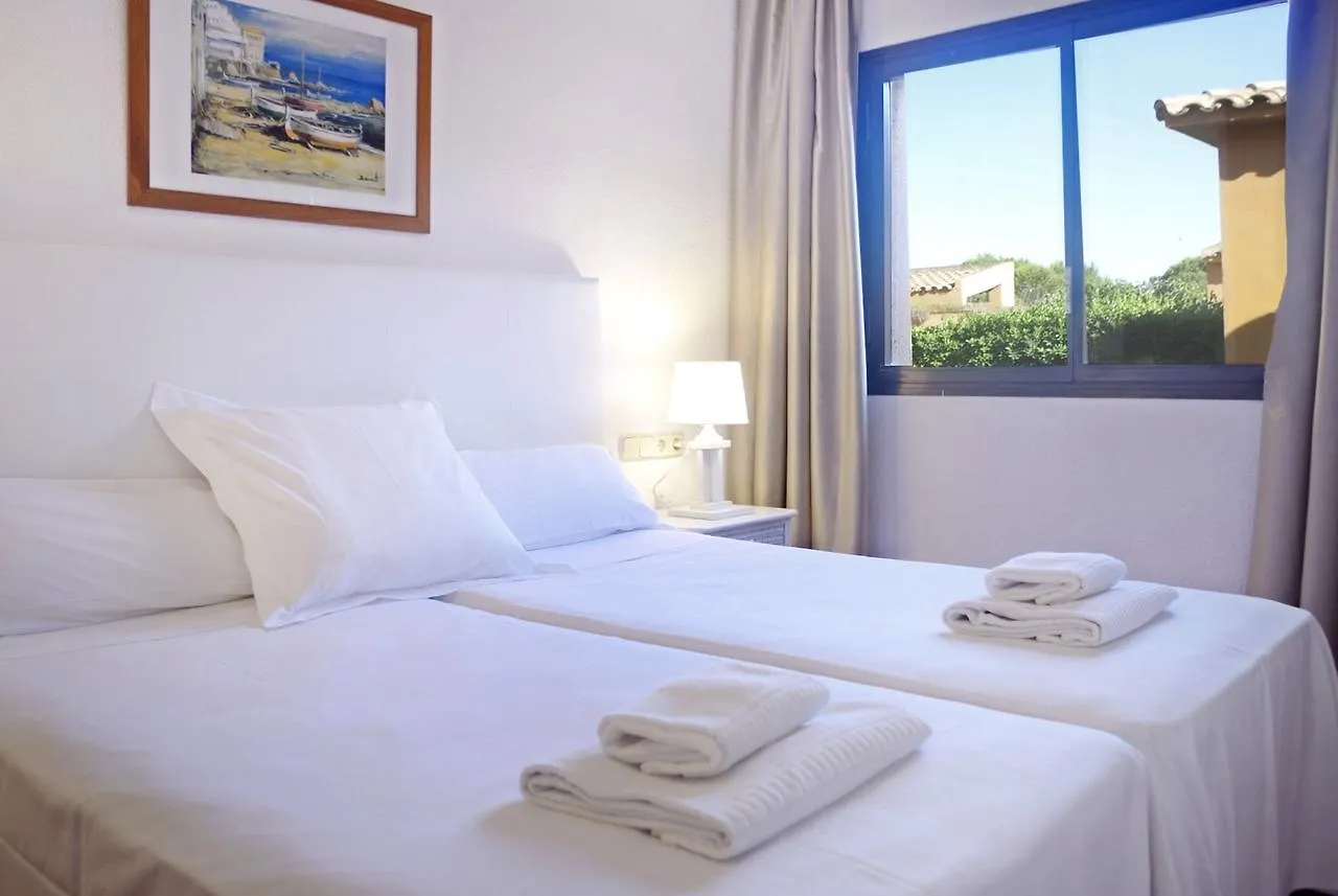 Apartaments Beach & Golf Resort بالس
